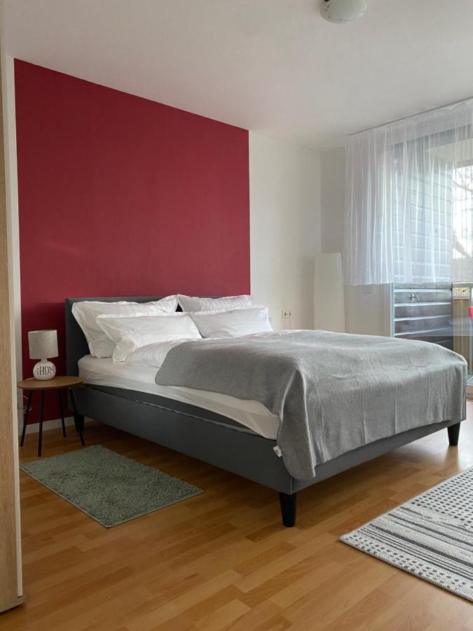 Wunderschone Zentrale Wohnung In Ратинген Екстериор снимка